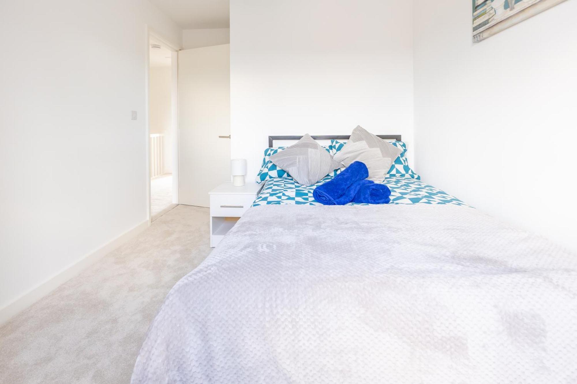 Stunning Modern 3 Bedroom Townhouse - Perfect Getaway Manchester Ngoại thất bức ảnh
