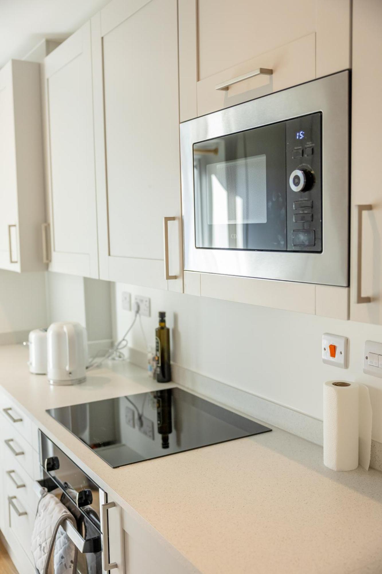 Stunning Modern 3 Bedroom Townhouse - Perfect Getaway Manchester Ngoại thất bức ảnh