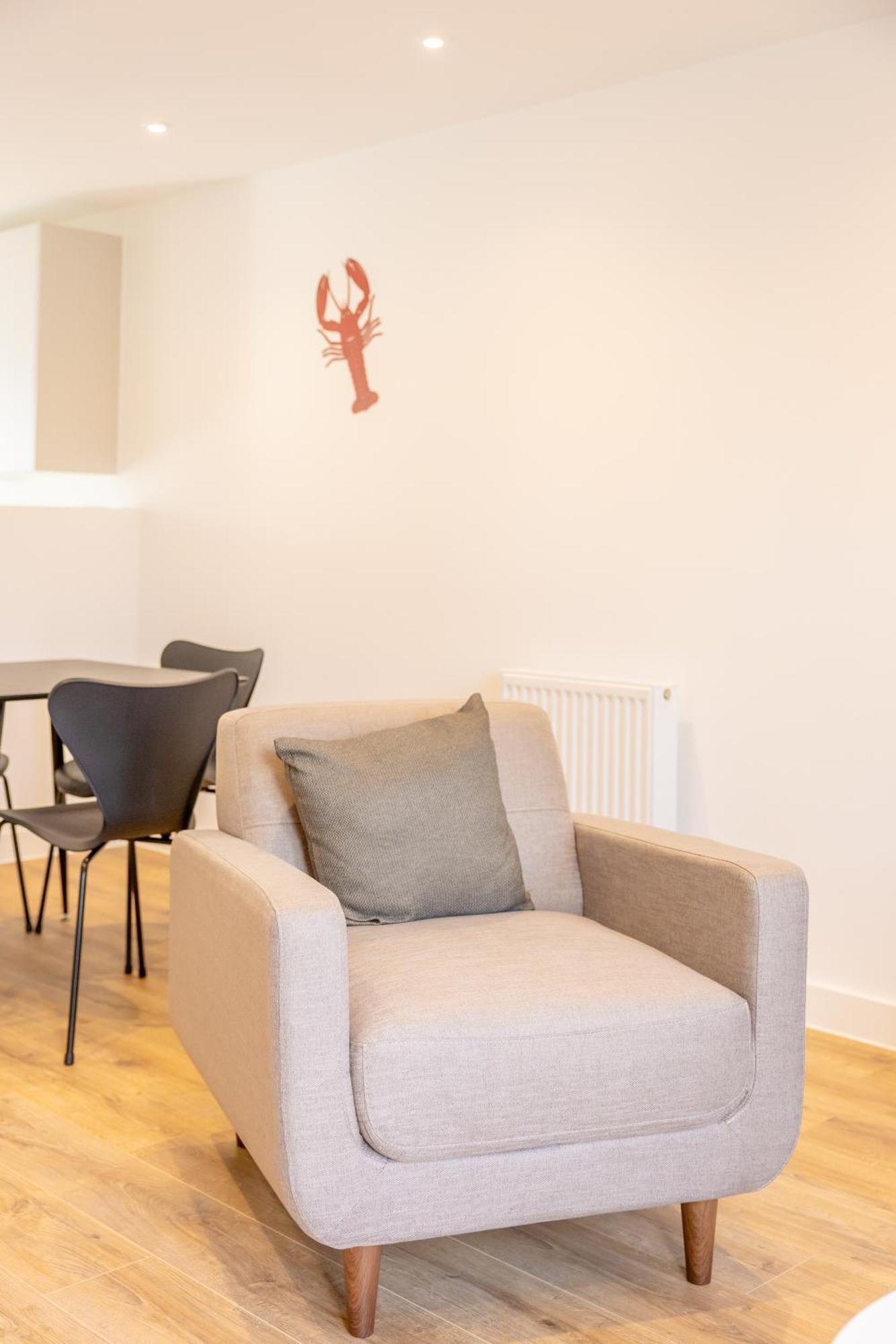 Stunning Modern 3 Bedroom Townhouse - Perfect Getaway Manchester Ngoại thất bức ảnh